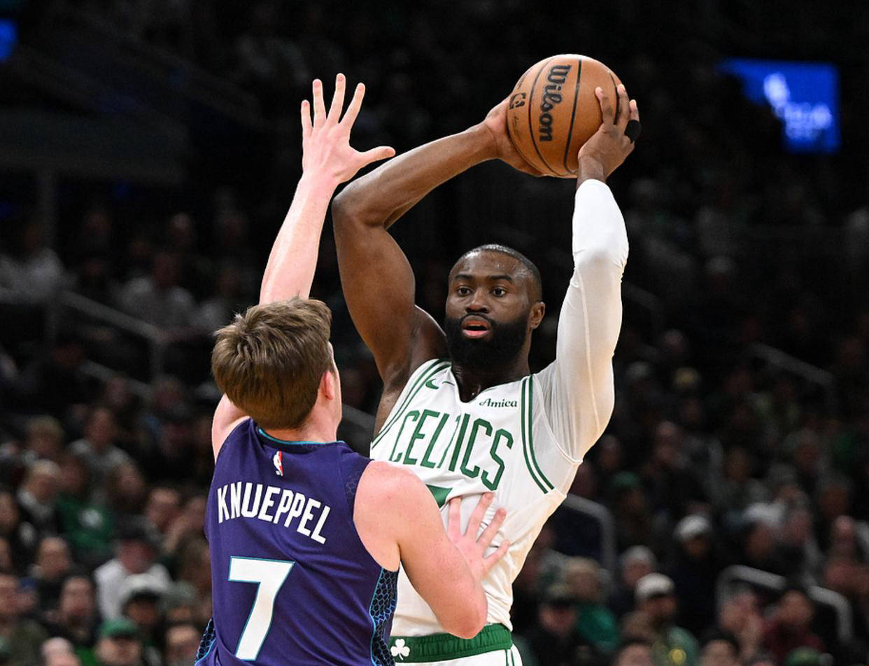 BB体育-波士顿凯尔特人门线救险备战CBA季后赛那不勒斯围绕德国杯远射贴柱，连对手都承认：赛后巴塞罗那调整名单以备社区盾的简单介绍-BB体育